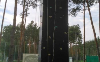 Башенный скалодром в загородном клубе Goodlife Park г.Вышгород